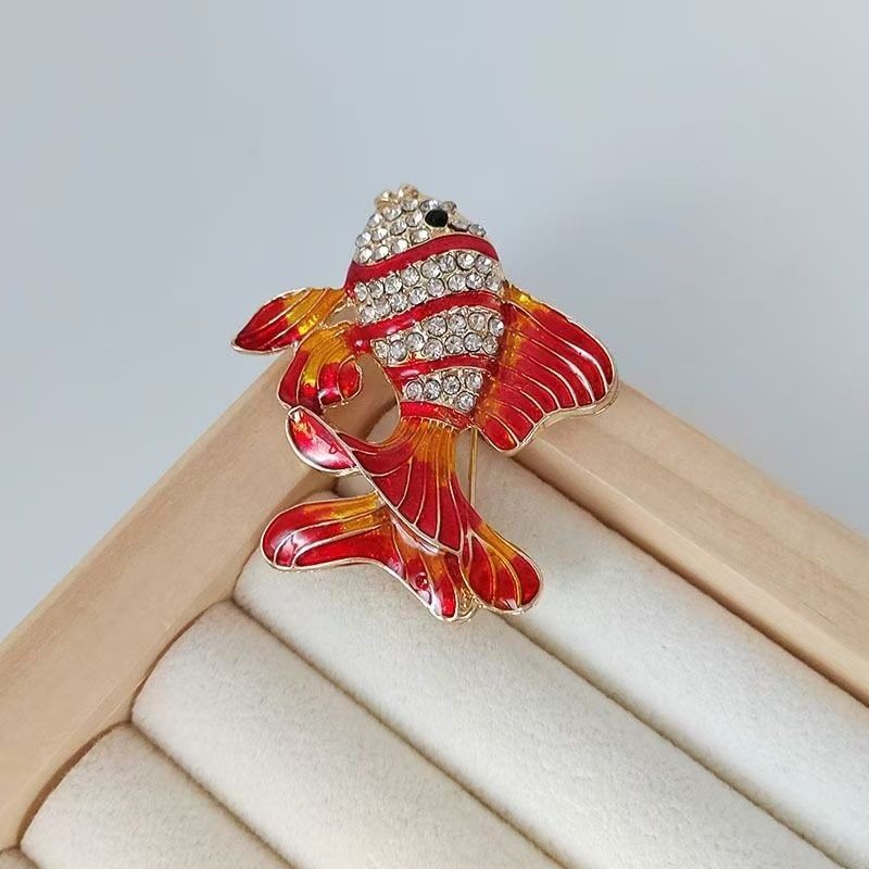 Cartoon Fish Brooch Goldfish Pin Cute Animal Jewelry Fashion Accessory For Women