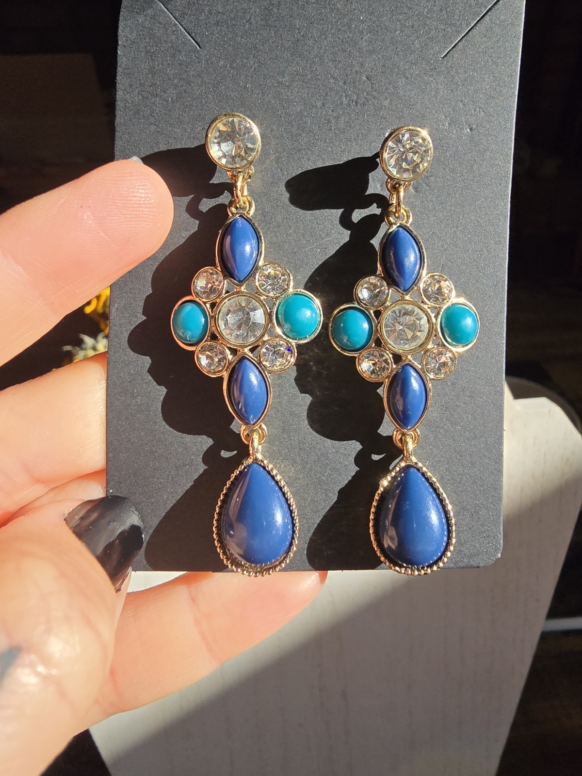 Avon Earrings Blue Teal Rhinestone