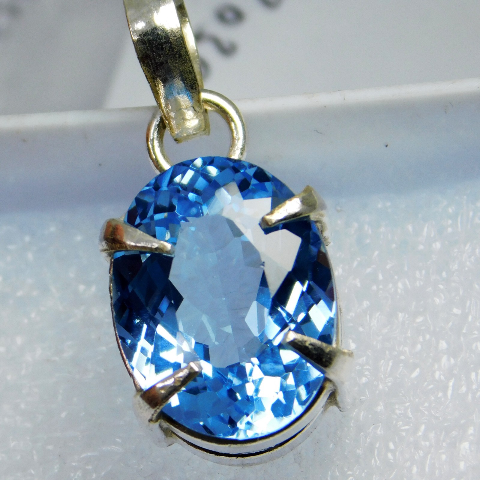 Natural 32.50 CT Certified Blue Sapphire Loose Gemstone Pendant 925 Solid Silver