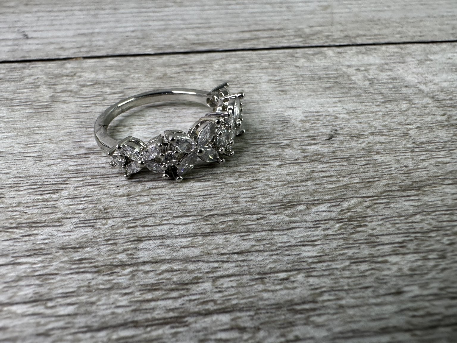 Floral Cluster Ring US 7 Marquise & Round Clear CZ Statement Silver Tone