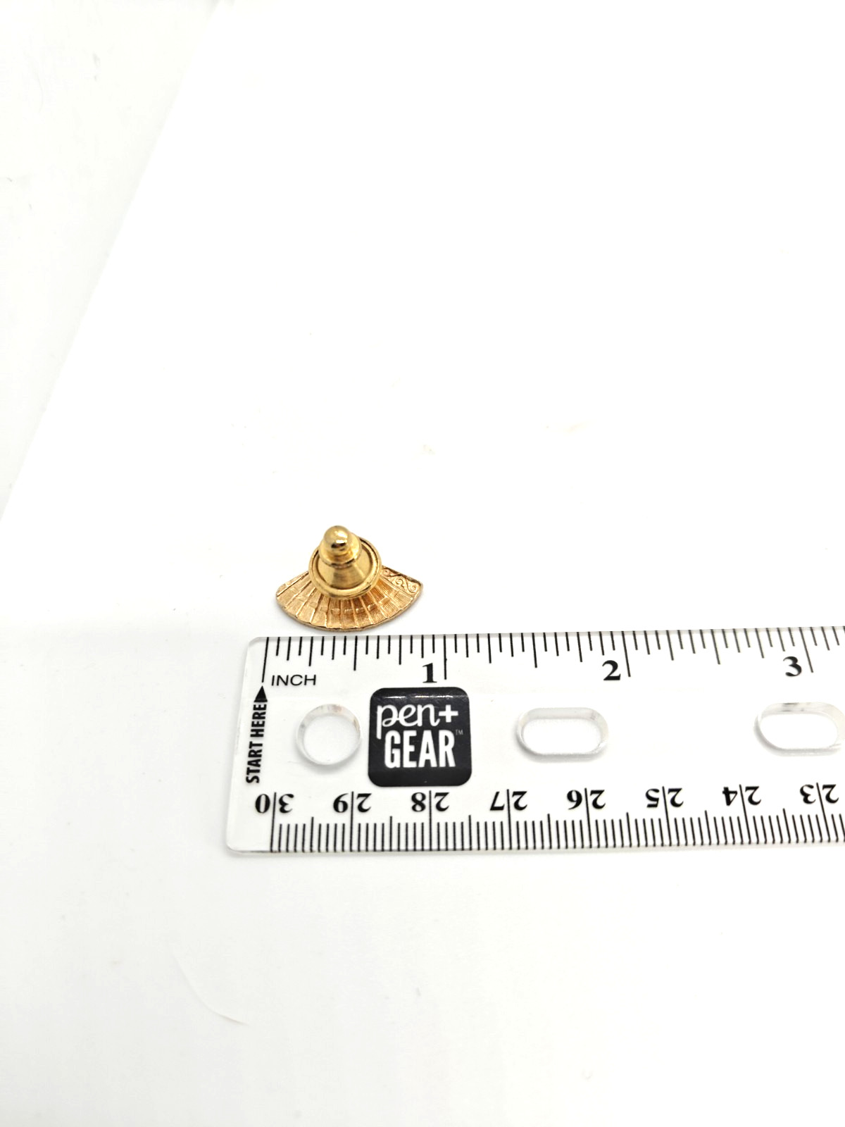Vintage Pleated Fan Brooch Pin Gold Tone Very Small 1/2 Inch