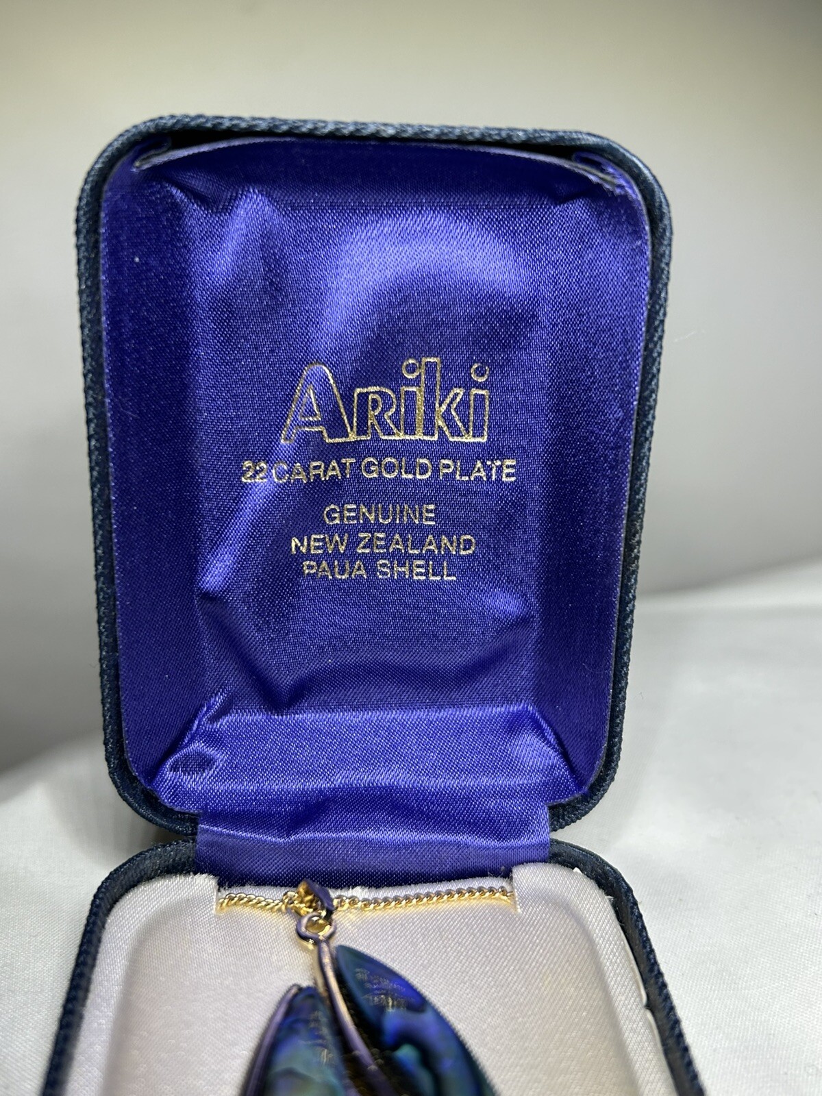 Vintage Ariki Genuine Paua Shell 22k GP Pendant Necklace ~ New Zealand ~ Boxed