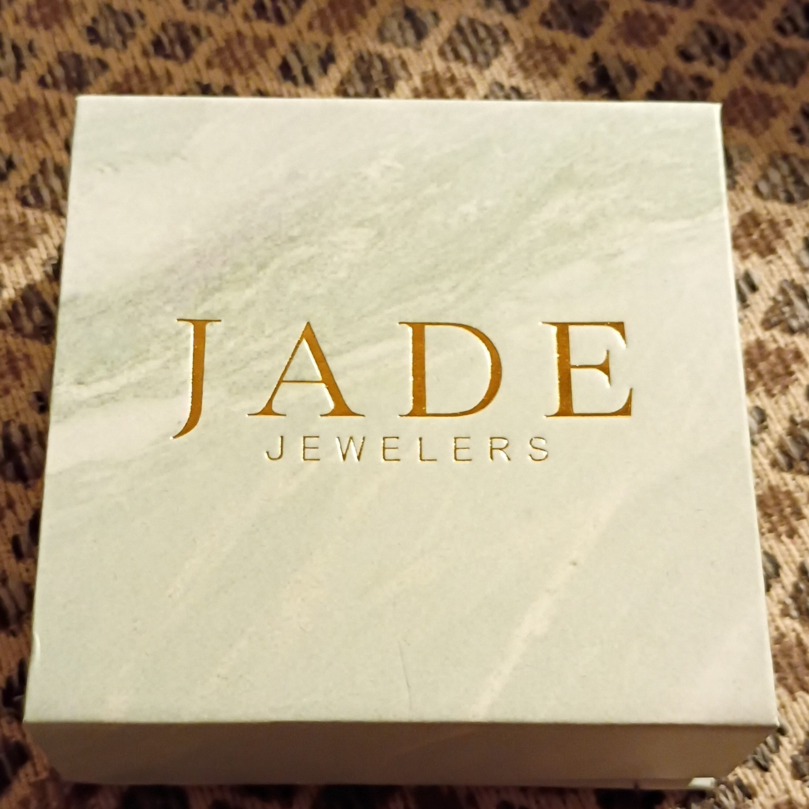 Jade Jewelers Green Jadeite Stone Band Ring Size 3.5 in Jewelers Box