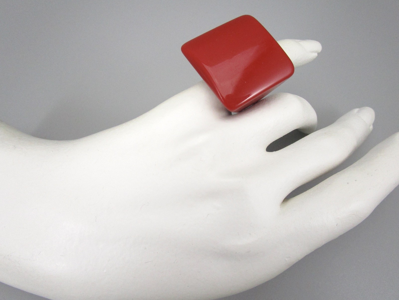 BOLD MARION GODART RED SQUARE STATEMENT RING – FRANCE – SZ 9