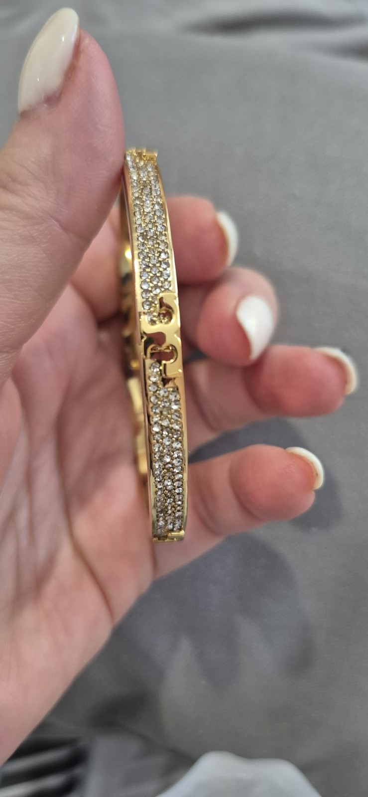 Tory Burch Gold Tone Bracelet Pave Rhinestones And T Logo All Around Lrg NWT