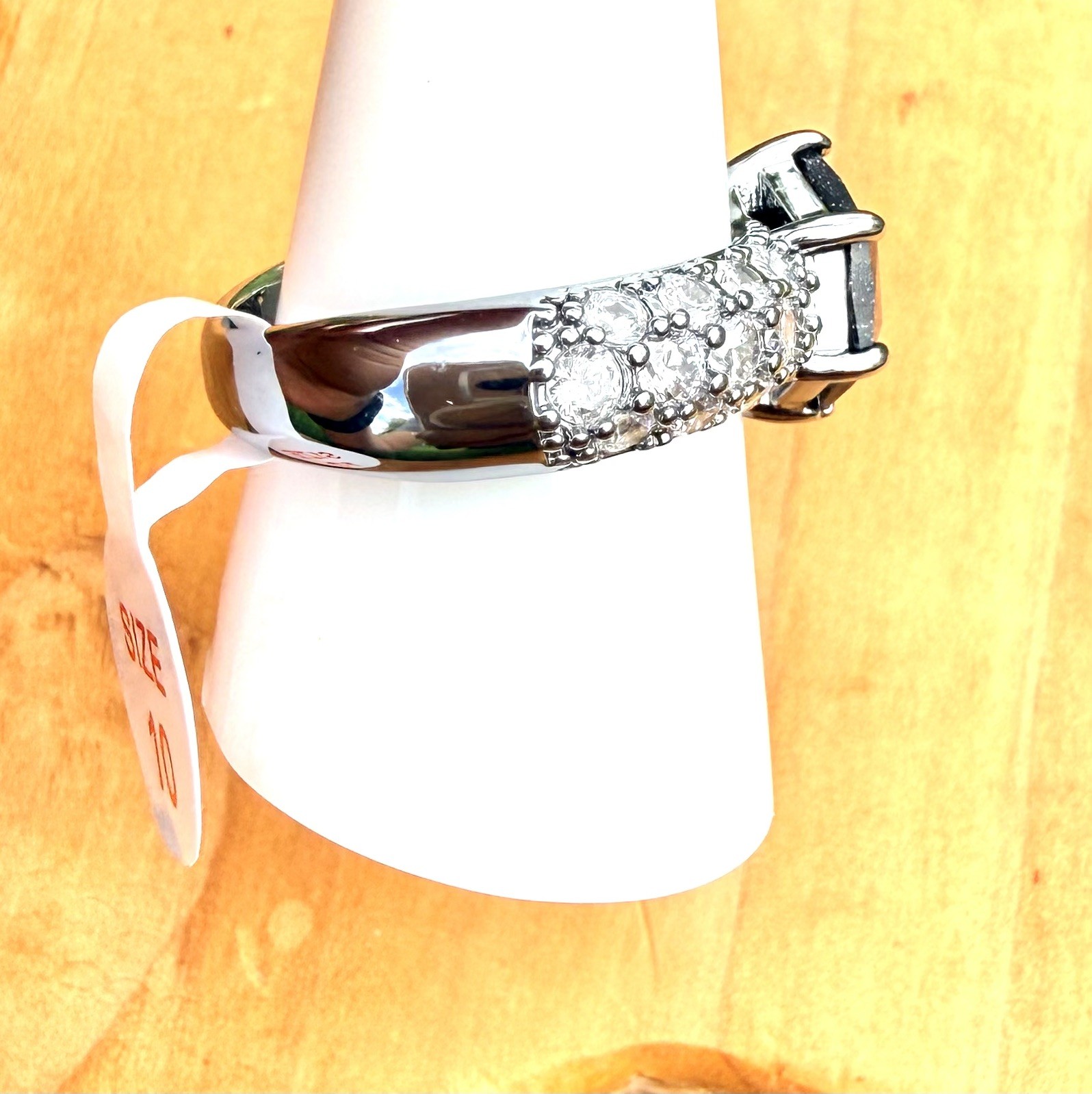 Bomb Party – Bold By Nature – Ring Size 10 – Onyx Sandstone on Hematite Plating