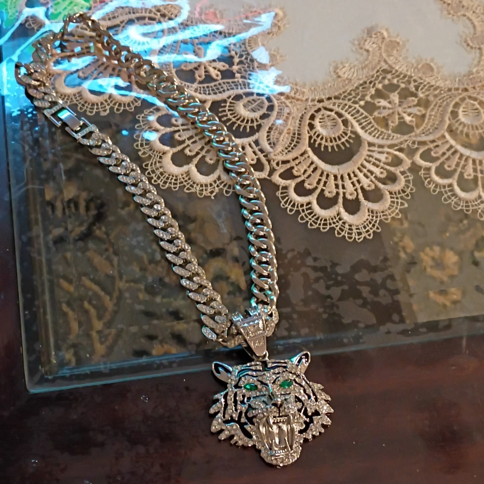 Silver Plated Cuban Link Chain Necklace Tiger Head Pendant CZ Pave Box Clasp
