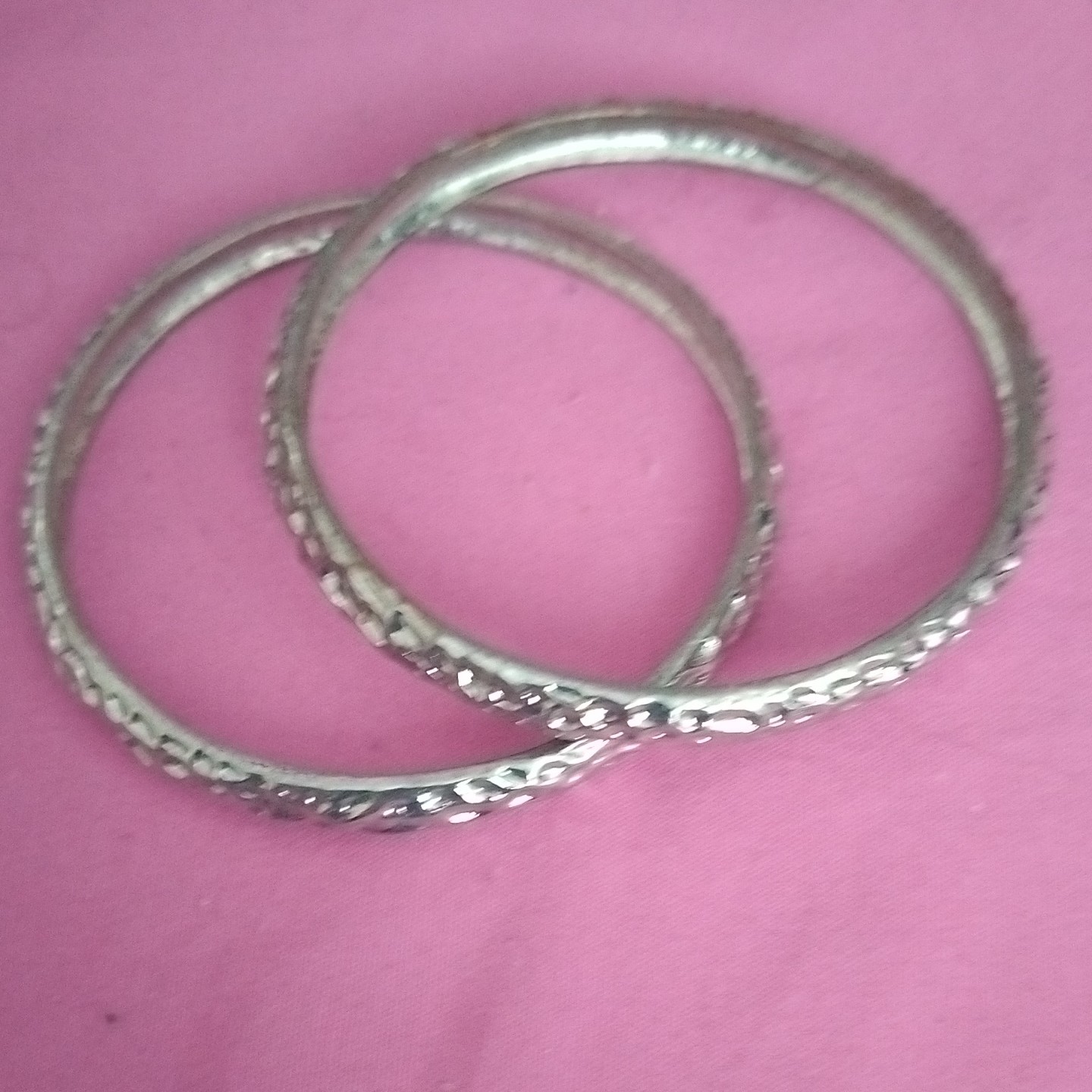 Silver Tone Round Textured Bangle Bracelet Set of 2, Metal, No Stone