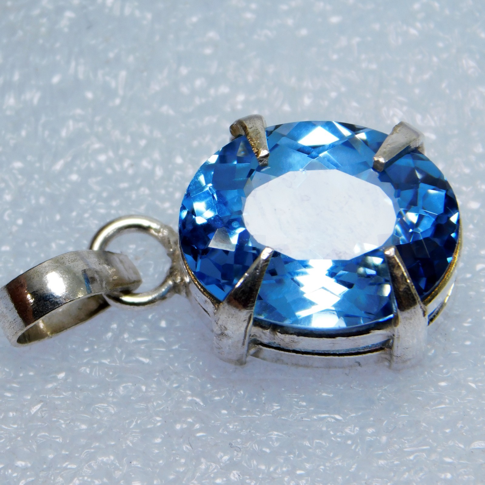Natural 32.50 CT Certified Blue Sapphire Loose Gemstone Pendant 925 Solid Silver