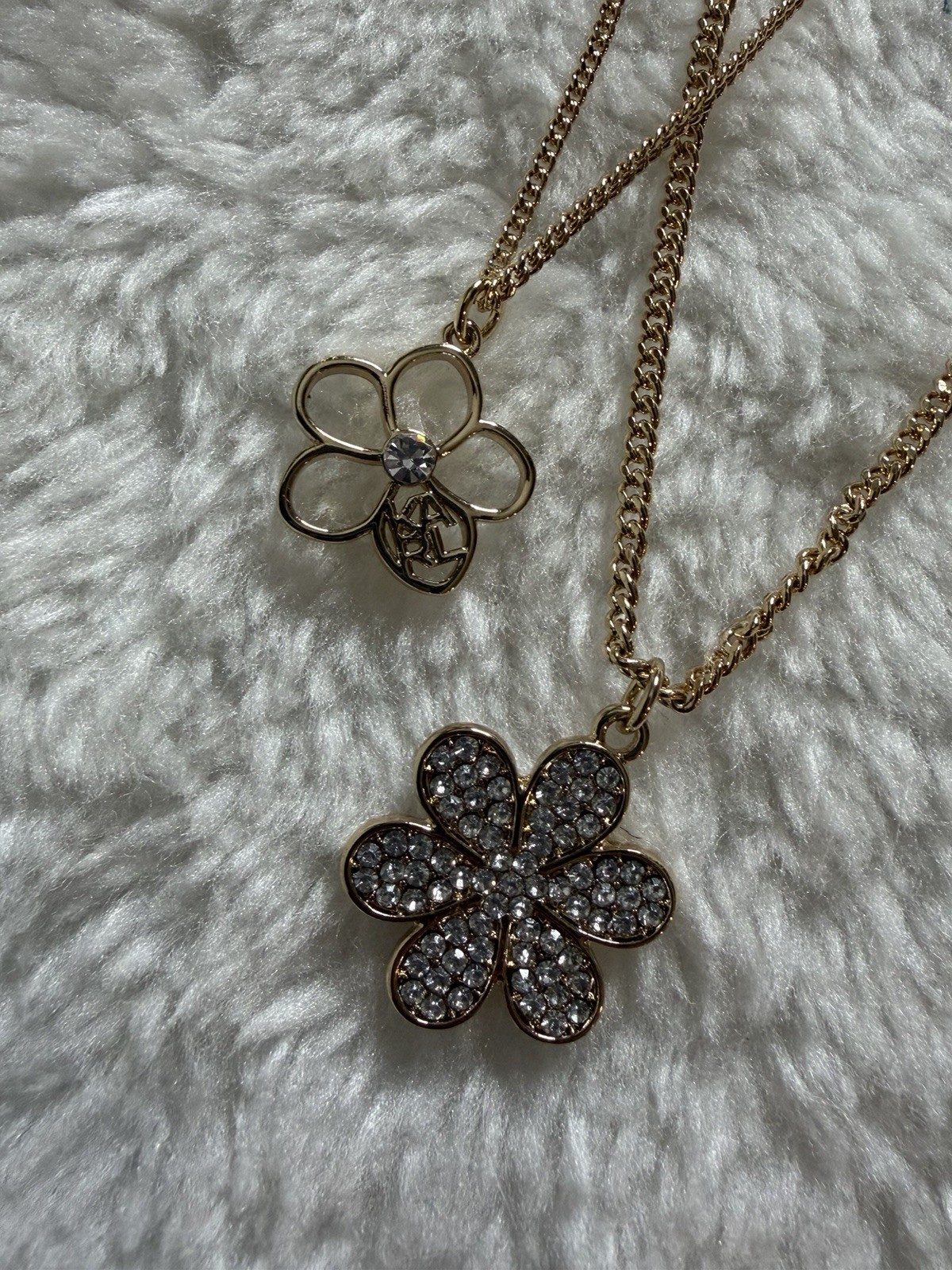 Karl Lagerfeld Double Flower Gold Pendant NWOT Necklace