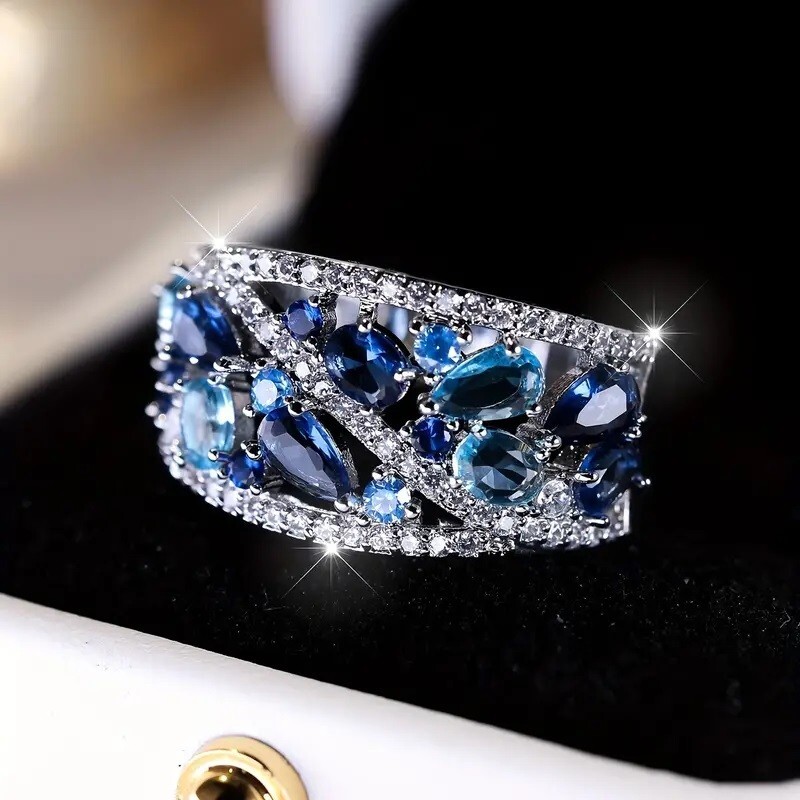 Elegant 925 Sterling Silver Blue White Topaz Wedding Engagement Ring Size 8
