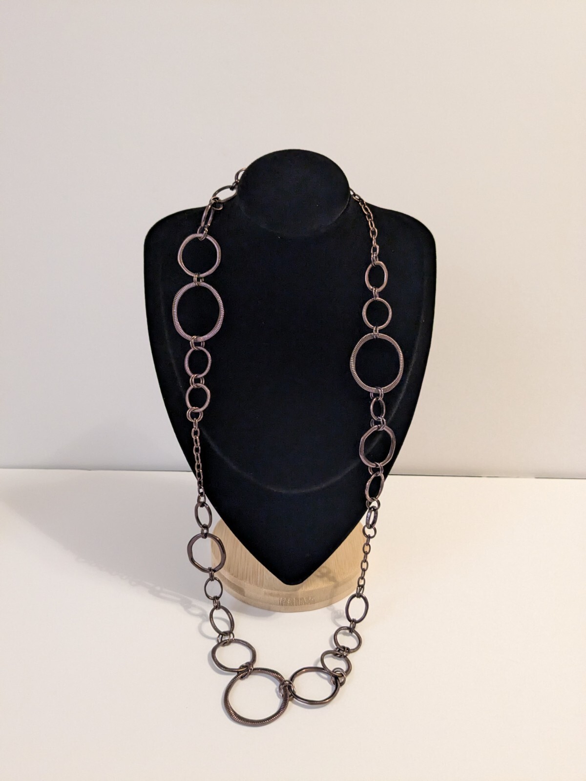 Lia Sophia Bronze Tone Textured Various Size Round Links Necklace. 30″. BOHO.