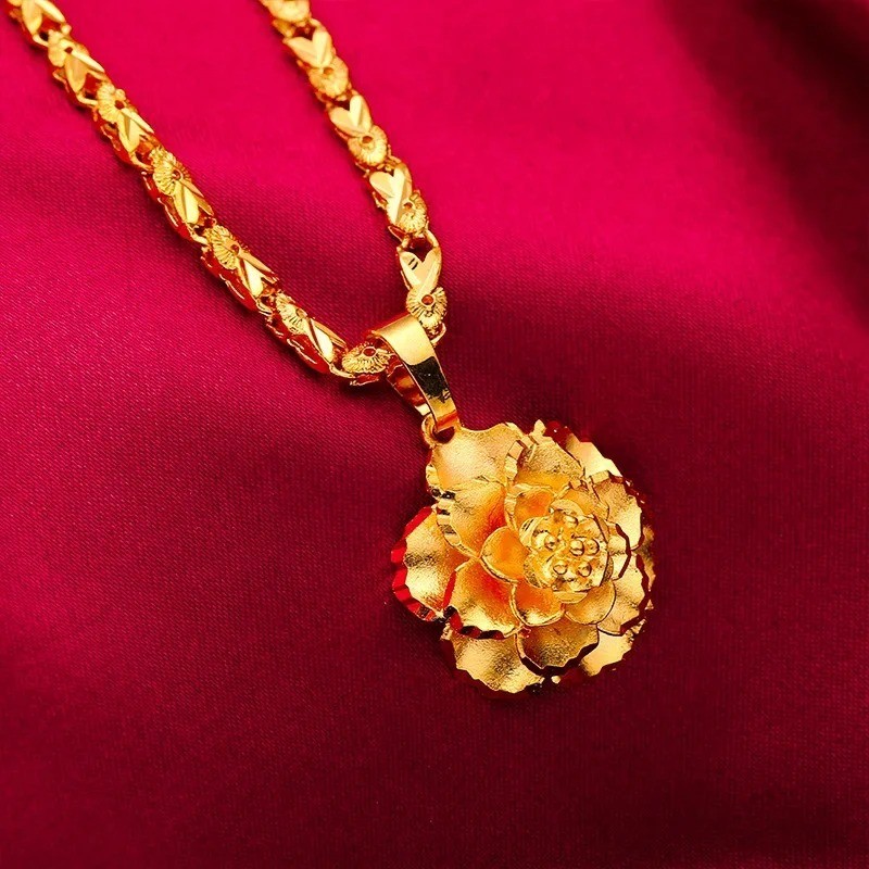24K Gold panted Women’s Fashion Three-dimensional Flower Necklace Pendant