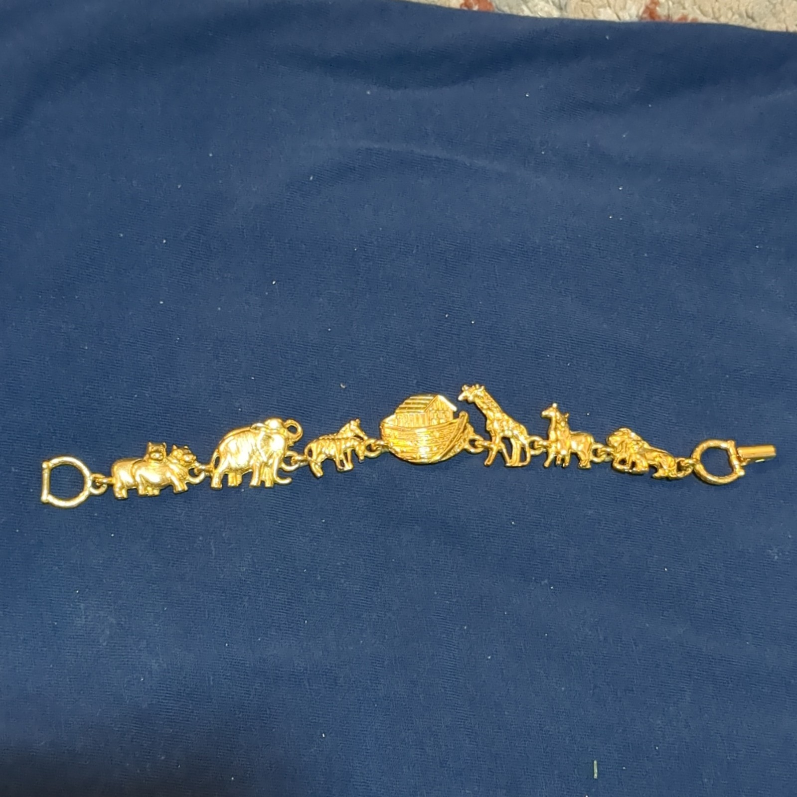 Gold Tone Animal & Insect Charm Link Bracelet with Lobster Clasp, No Stone