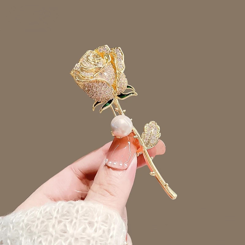 Elegant Gold Tone Rose Flower Brooch Pin Rhinestone CZ Floral Lapel Pin Women
