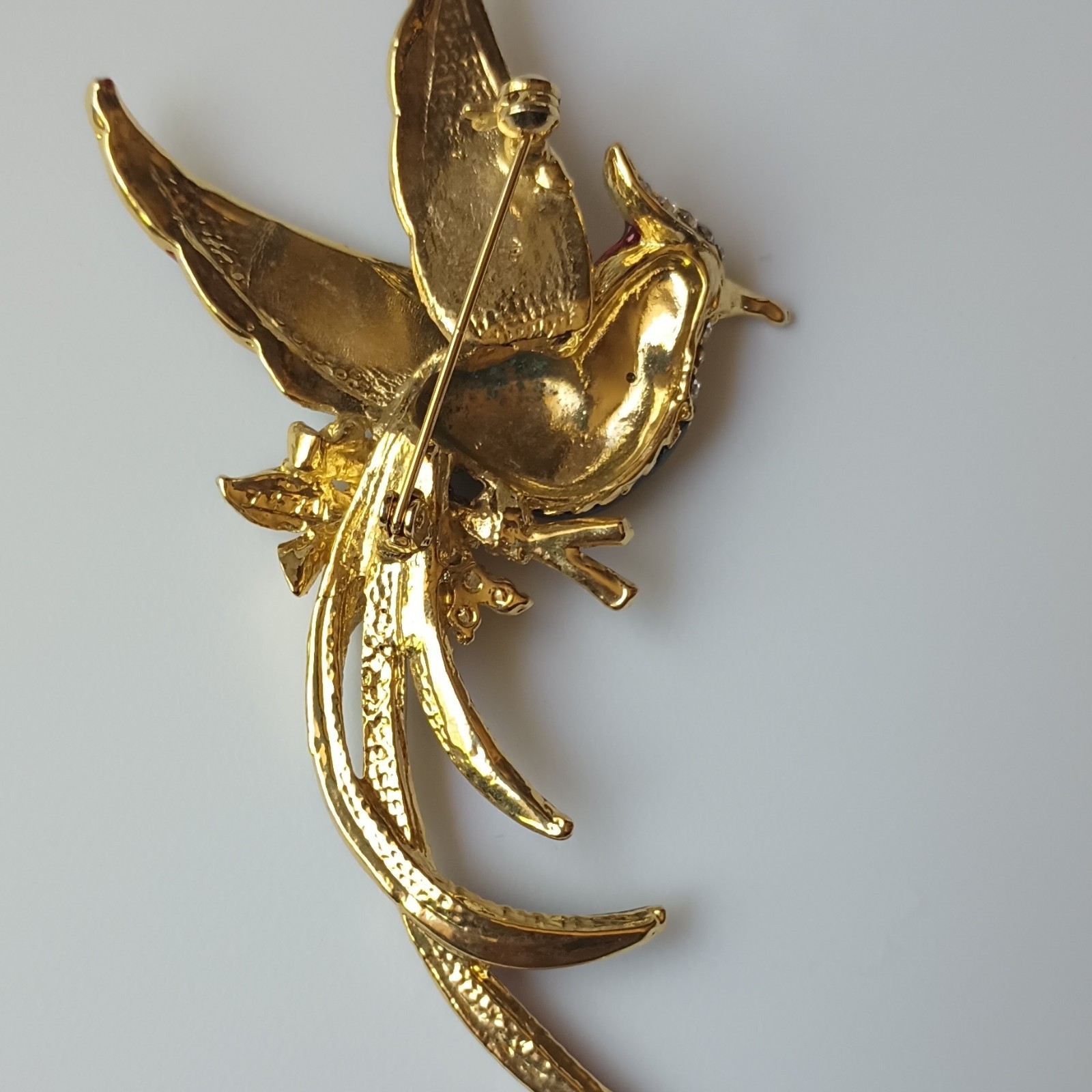 Vintage Gold Tone Bird Brooch Pin Red Green Enamel Clear Rhinestone Cluster
