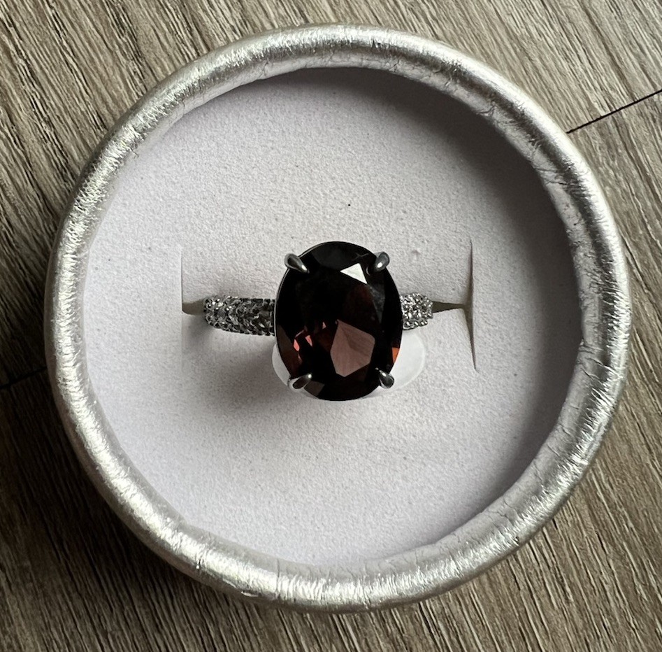 Bomb Party ring size 7 brown tourmaline hematite plating