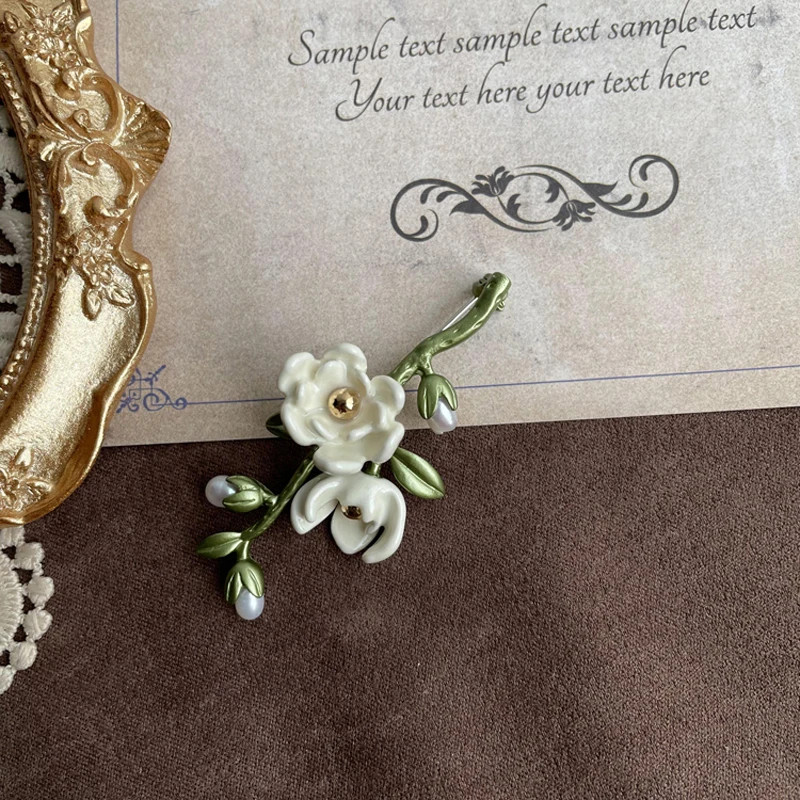 Green Plant Leaf Metal Brooches Pearl Flowers Brooch Women Accessories Pin