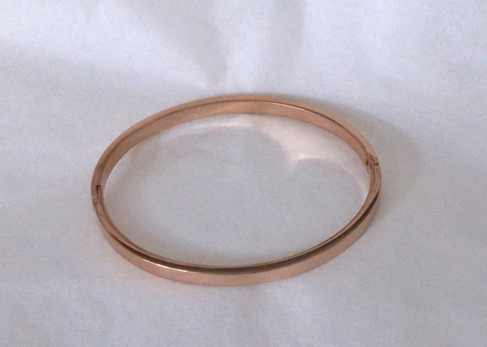 New Rose Goldtone Stainless Steel Oval Hinged Bangle Bracelet for All Occasions