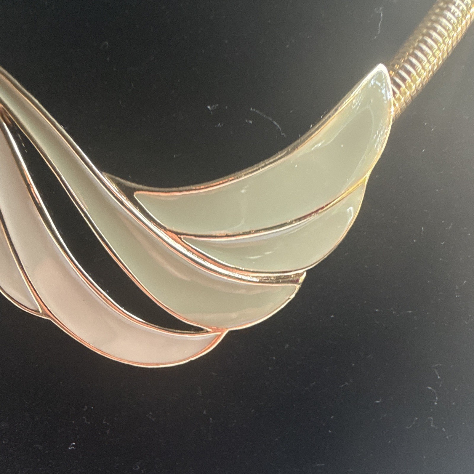 Vintage Trifari Signed Gold Tone Collar Snake 18” (46cm) Necklace