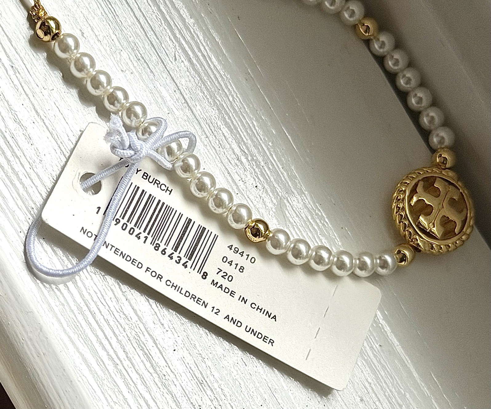 Tory Burch Rope Logo Slider Pearl Bracelet in Gold Sexy Fancy