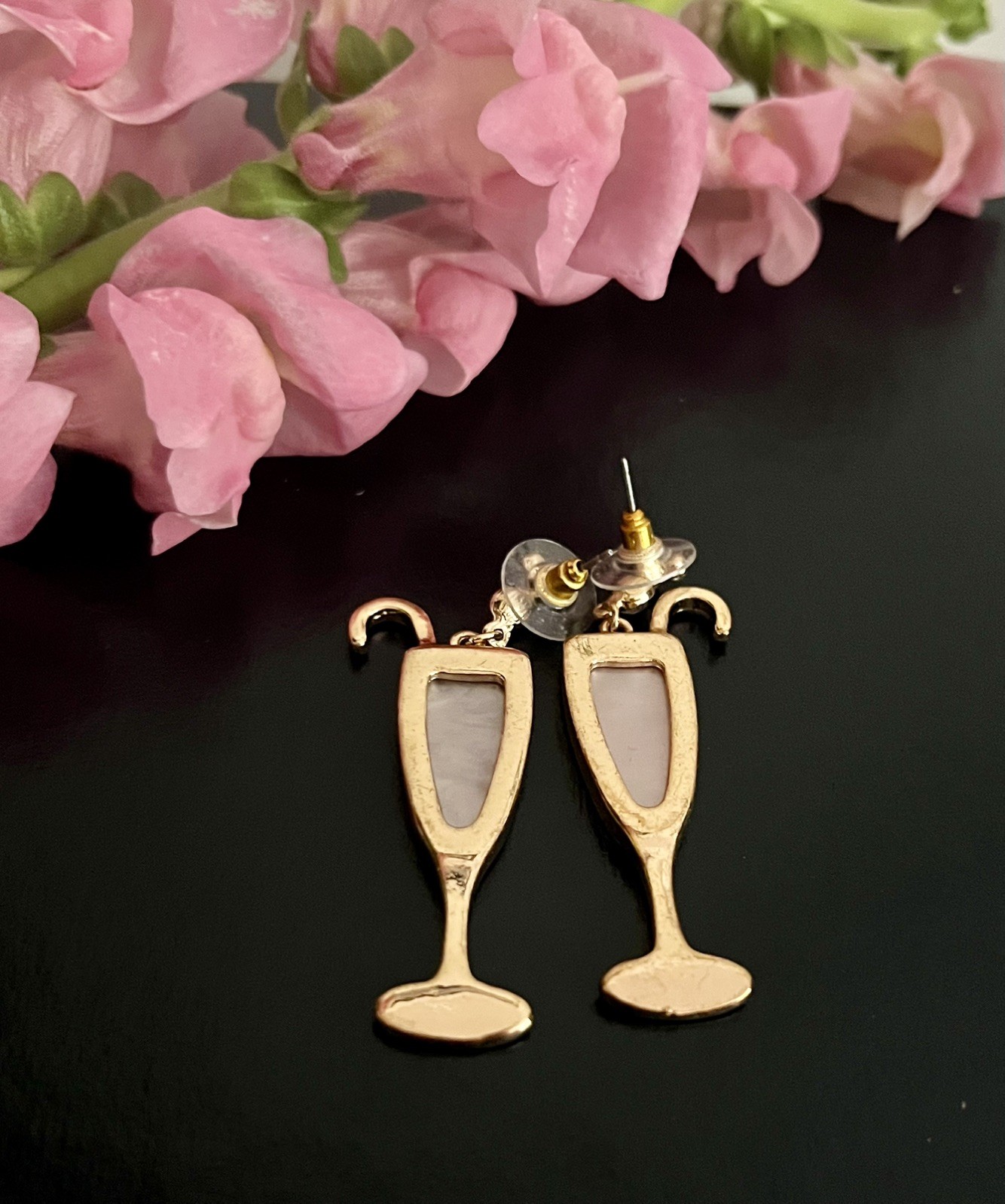 Torrid Champagne Flute Dangle Earrings Pink Rhinestone Holiday 2.5” EUC