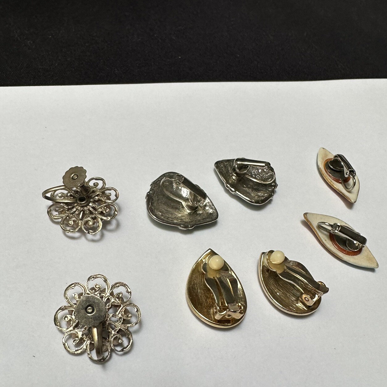 Lot Of 4 Clip On Screw On Earrings 1 Ceramic 2 Enamel 1 Rhinestone