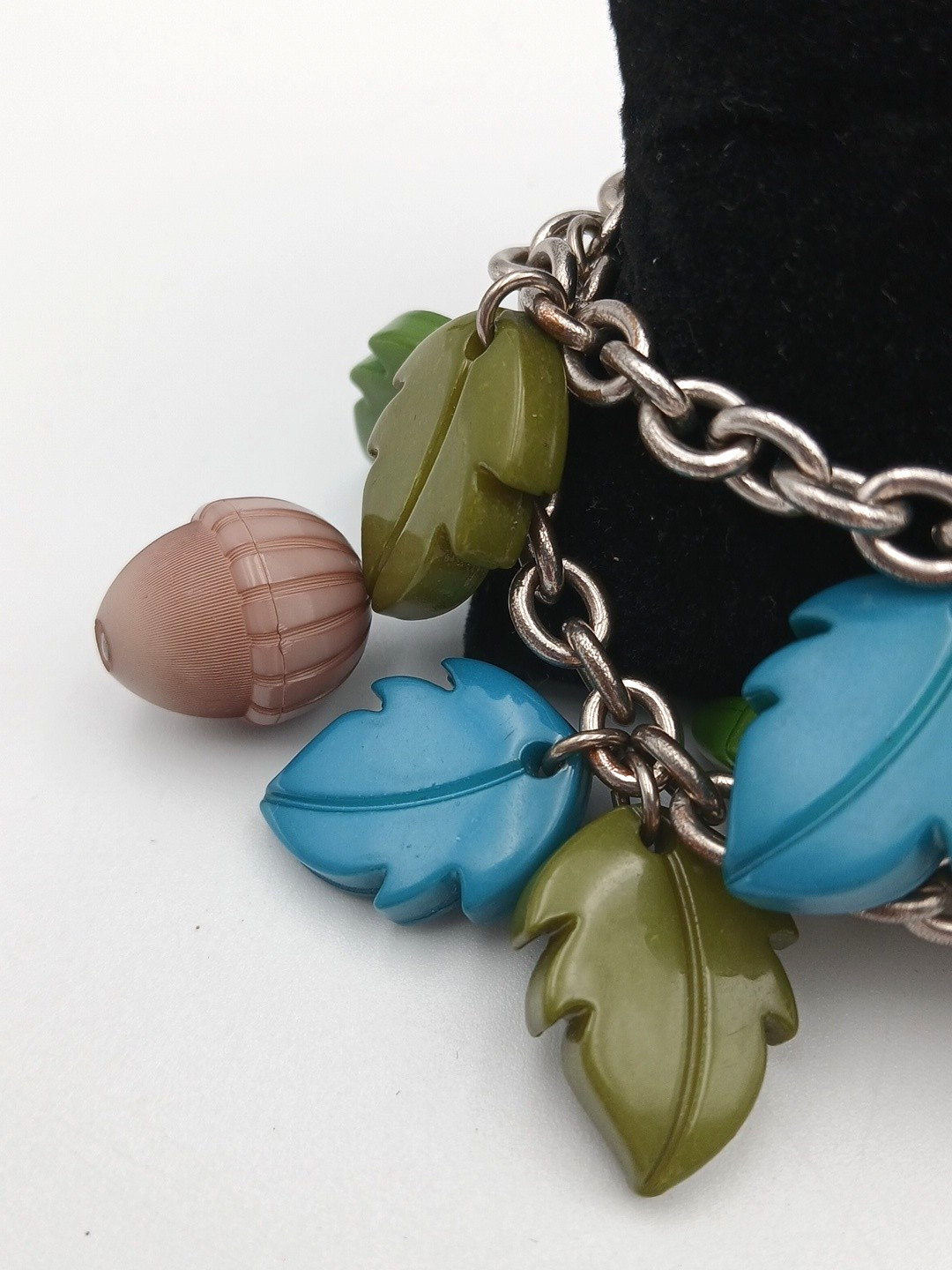 FENDI Dangle Charm Bracelet Acorns Leaves Chain Link Silver Tone READ