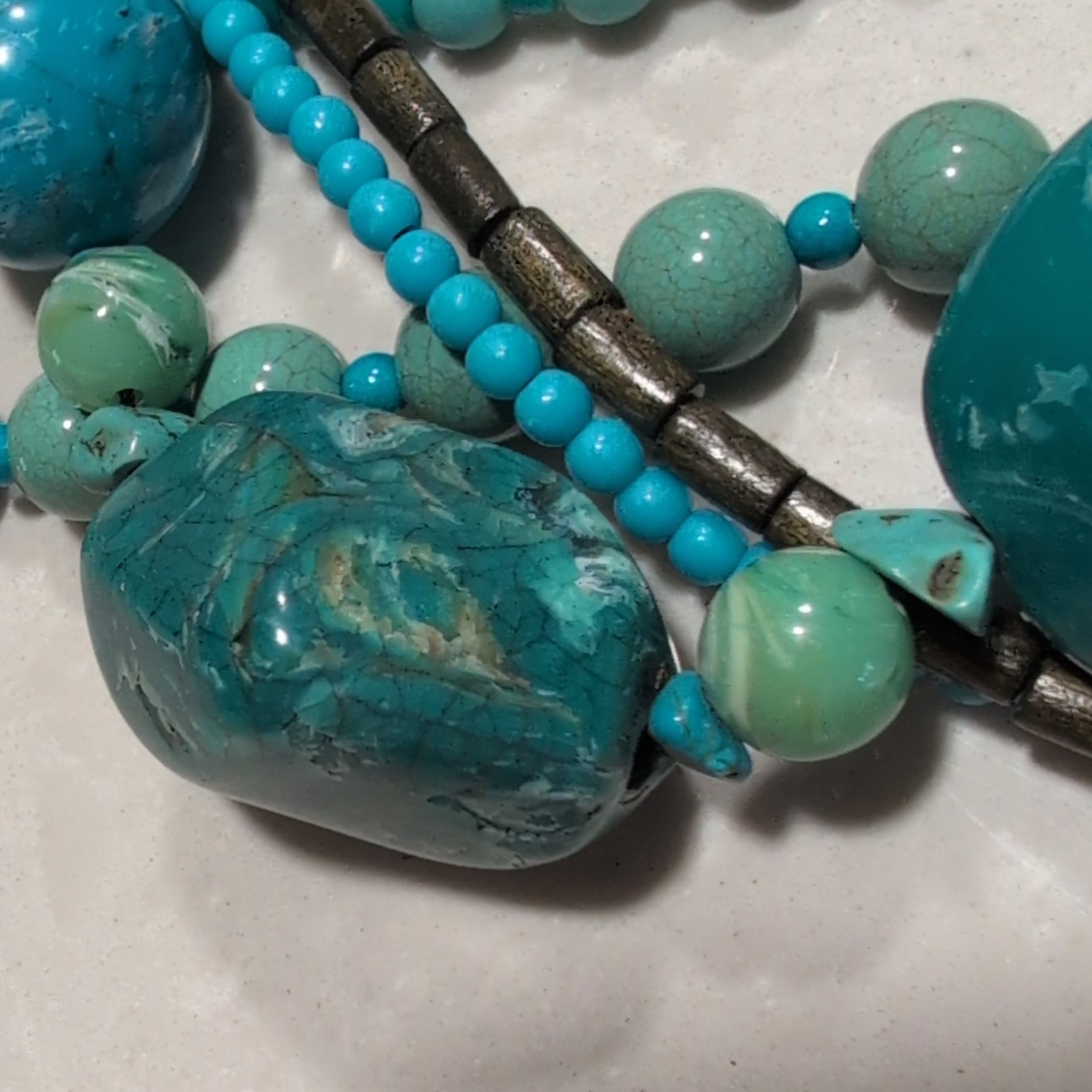 DaVinci Layered Turquoise Blue Beaded Necklace, Adjustable 18in Lobster Clasp
