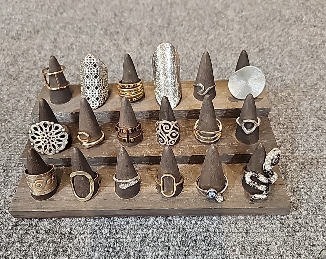 Jewelry 18 Rings Egyptian Adjusts Sized Gold Silver Tones See Description #181