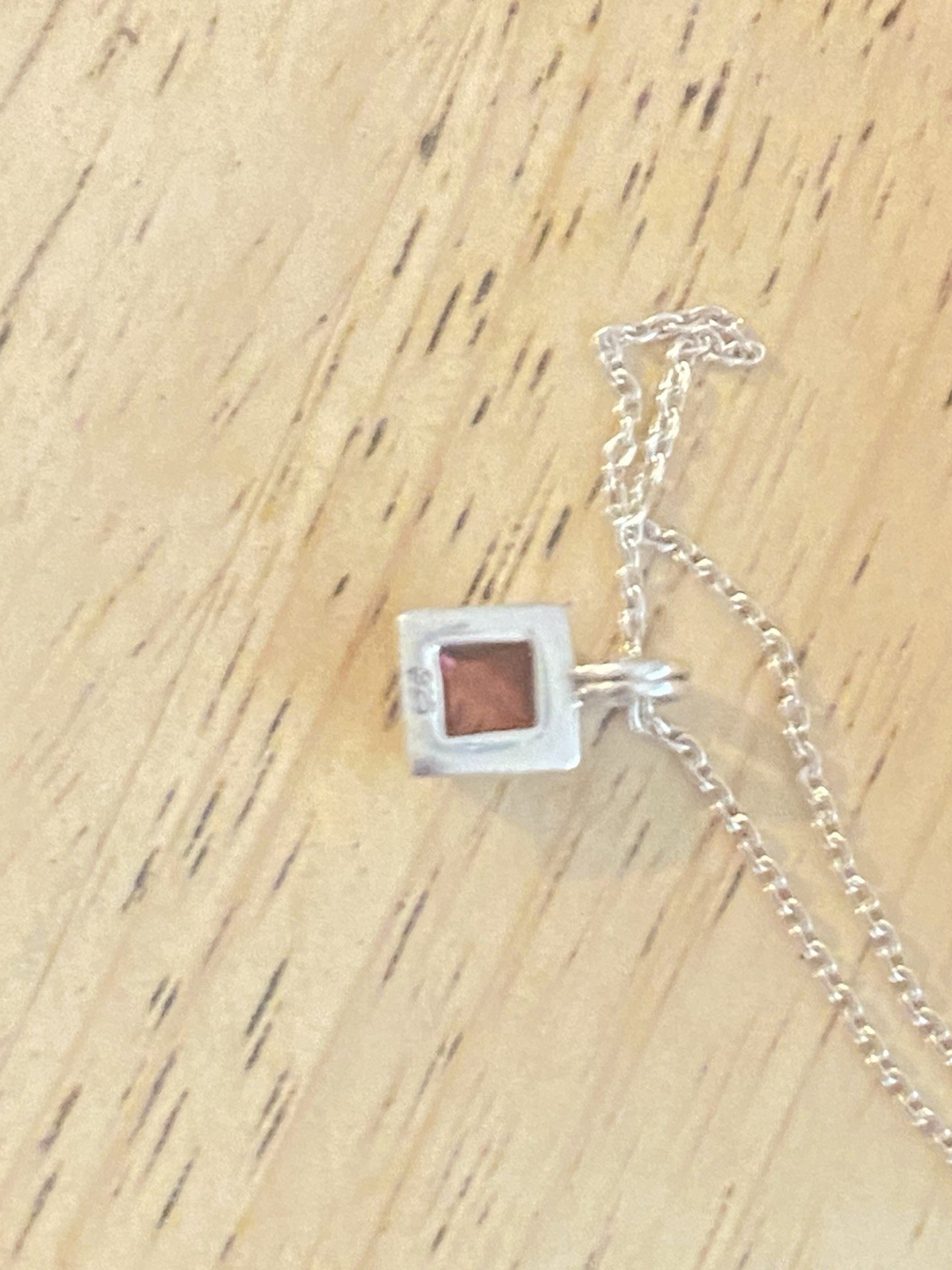 Baroni 925 Sterling Silver Cable Chain Necklace Red Square Crystal Pendant