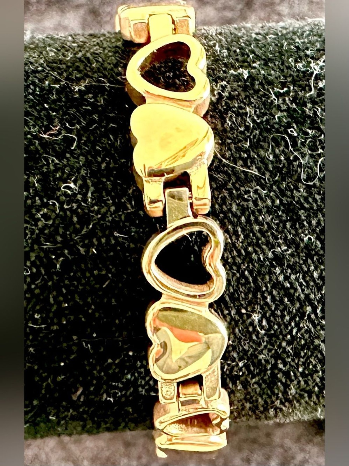 HealthyLine Magnetic Therapy Rose Gold-Tone Heart Bracelet – Wellness Jewelry