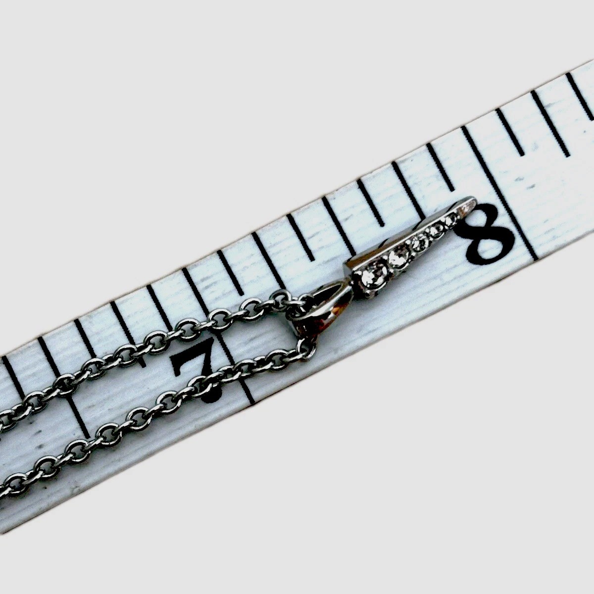 Crystal Rhinestone Stiletto Necklace/ Silver Tone/ Very Good Used Condition