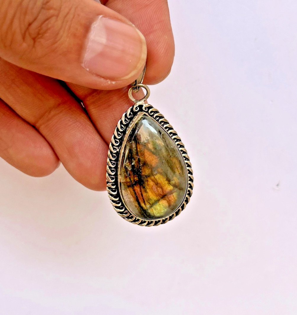Natural Labradorite Pear Pendant Necklace 24″ Chain Healing Crystal Jewelry