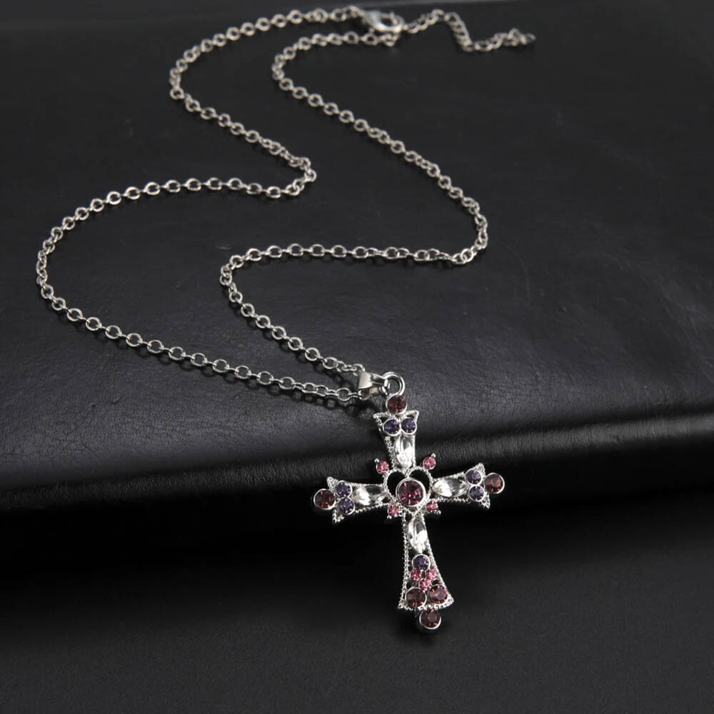 Sparkling Crystal Cross Pendant Necklace – Zinc Alloy, 18″ Chain, 2 Colors