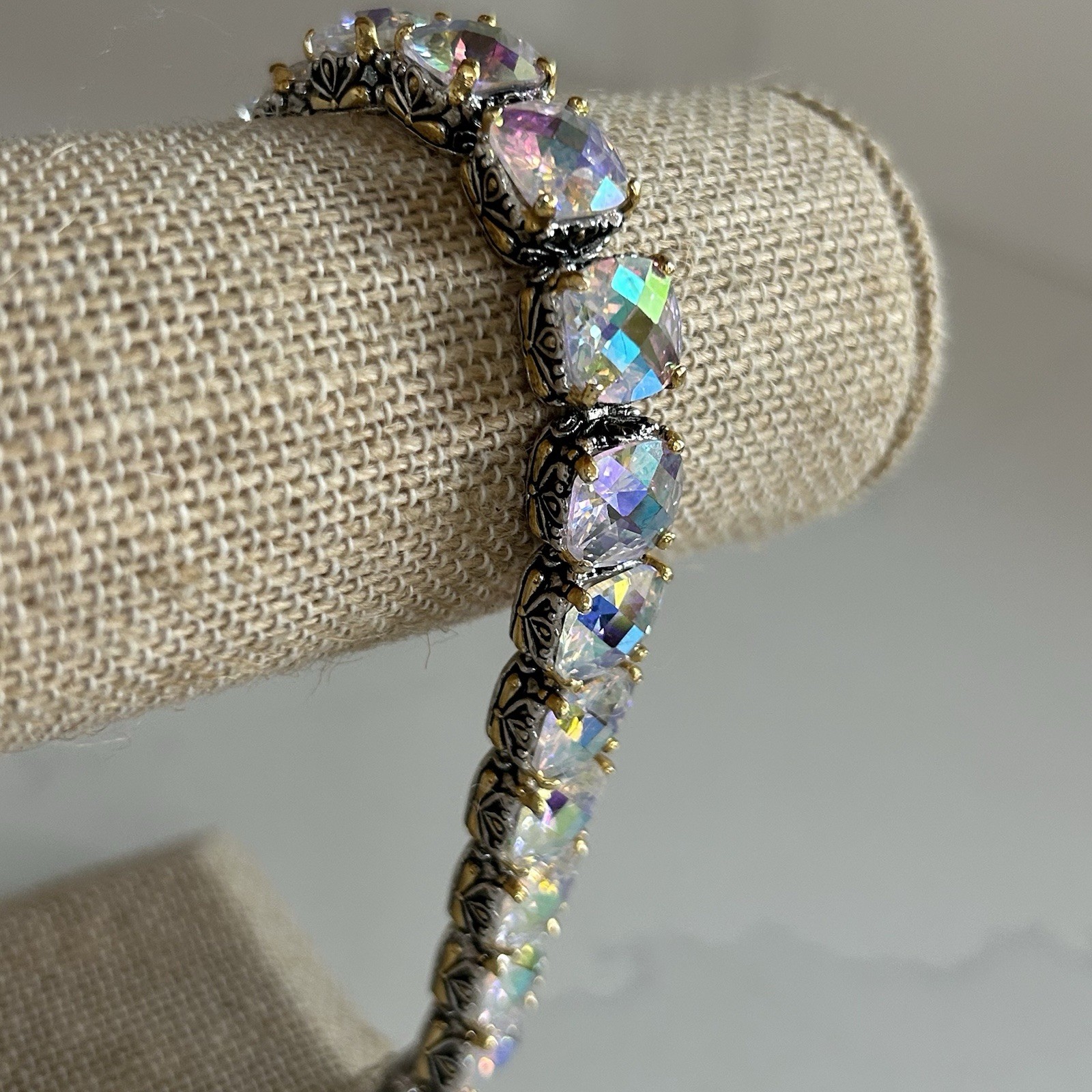BEAUTY FOR ASHES 7″ CZ CRYSTAL BRACELET STUNNING NWOT