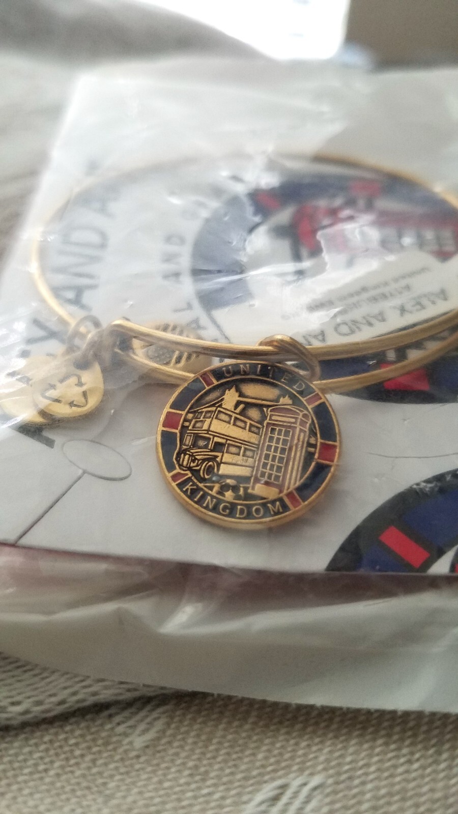 Alex & Ani United Kingdom Bangle Bracelet Royal And Grand New Gold Tone