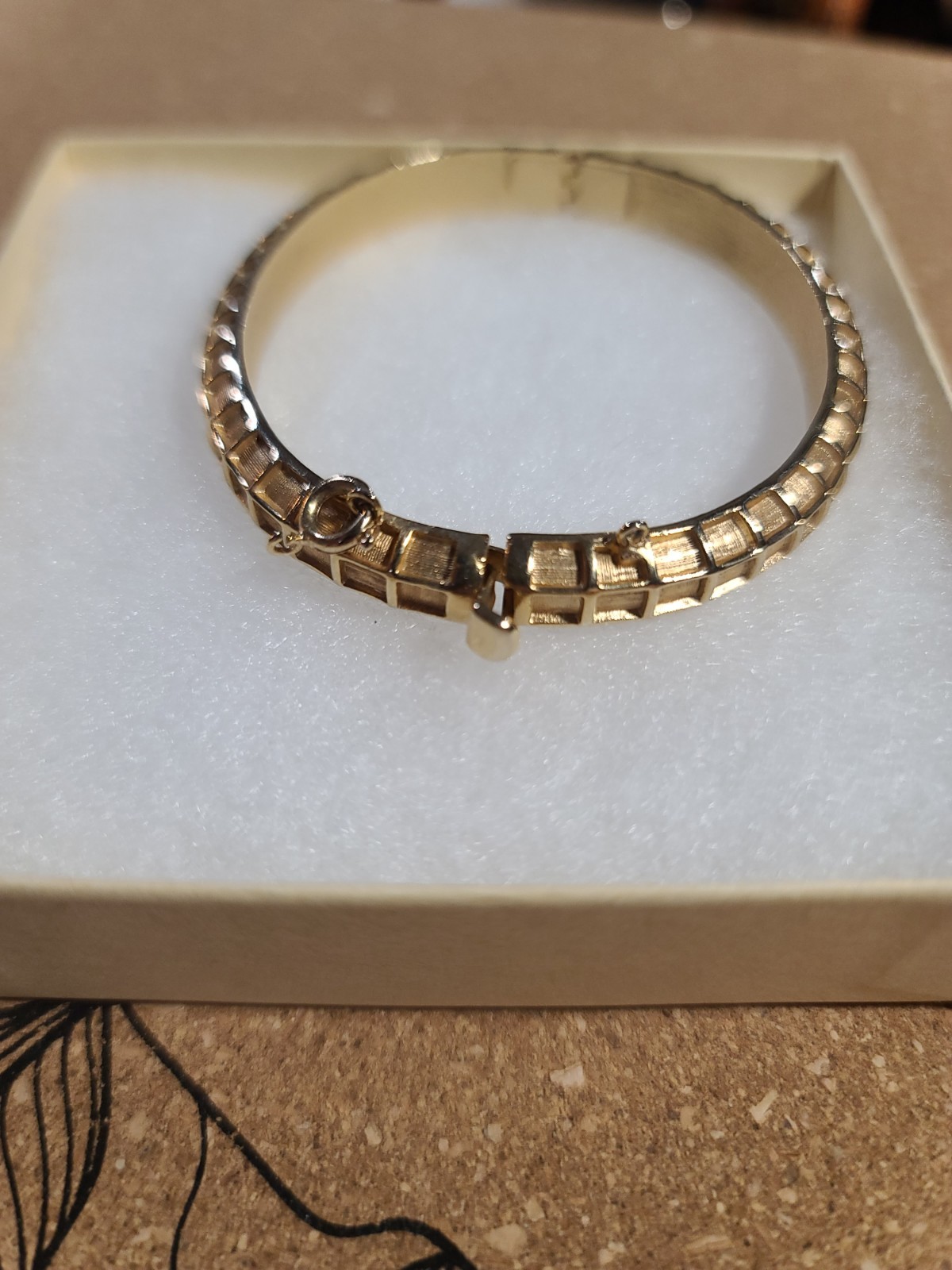 Vintage Trifari Textured Gold Tone Block Brick Geometric Hinged Bangle Cuff