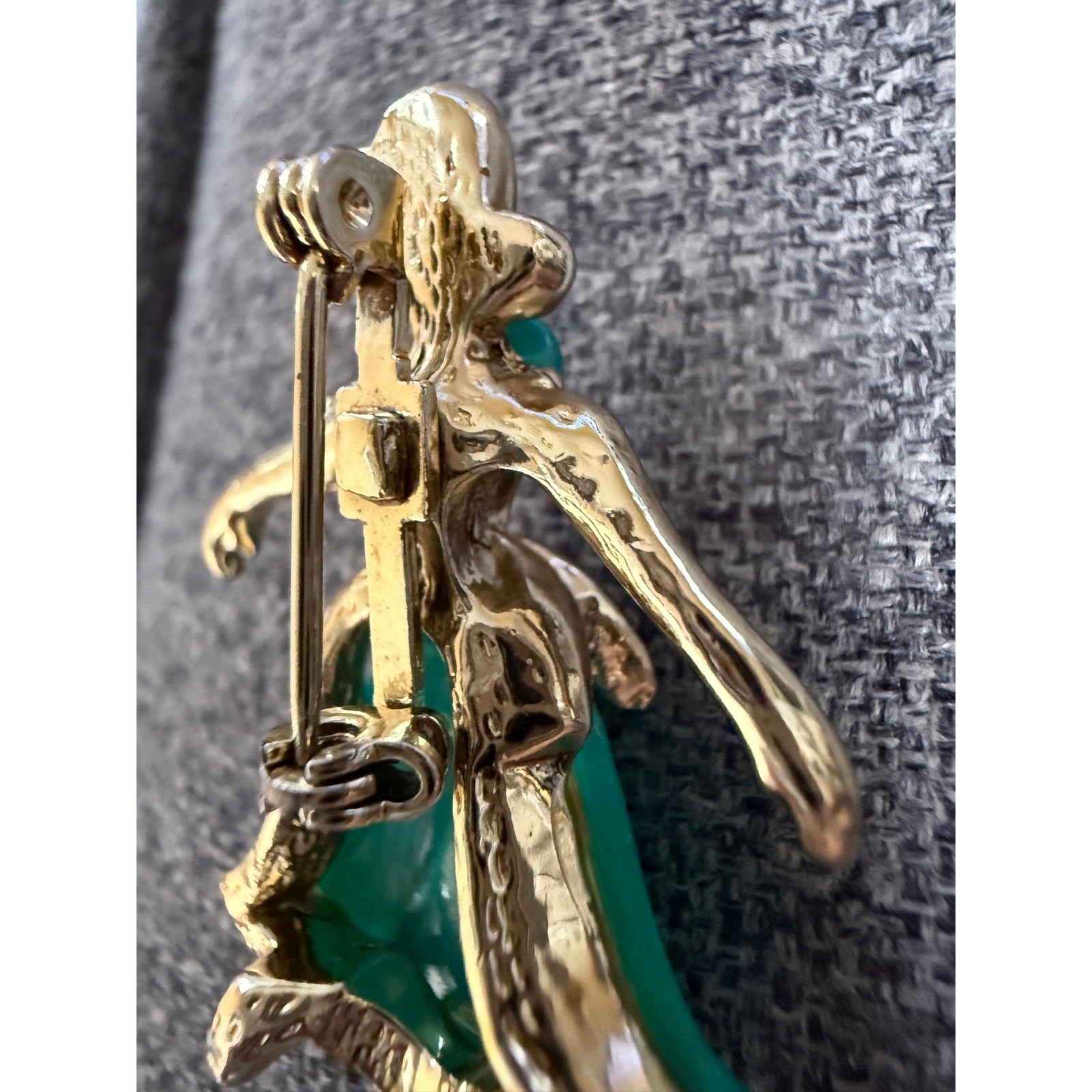 Vintage Trifari ?unsigned Ballerina Brooch teal Green Dancer Costume Jewelry