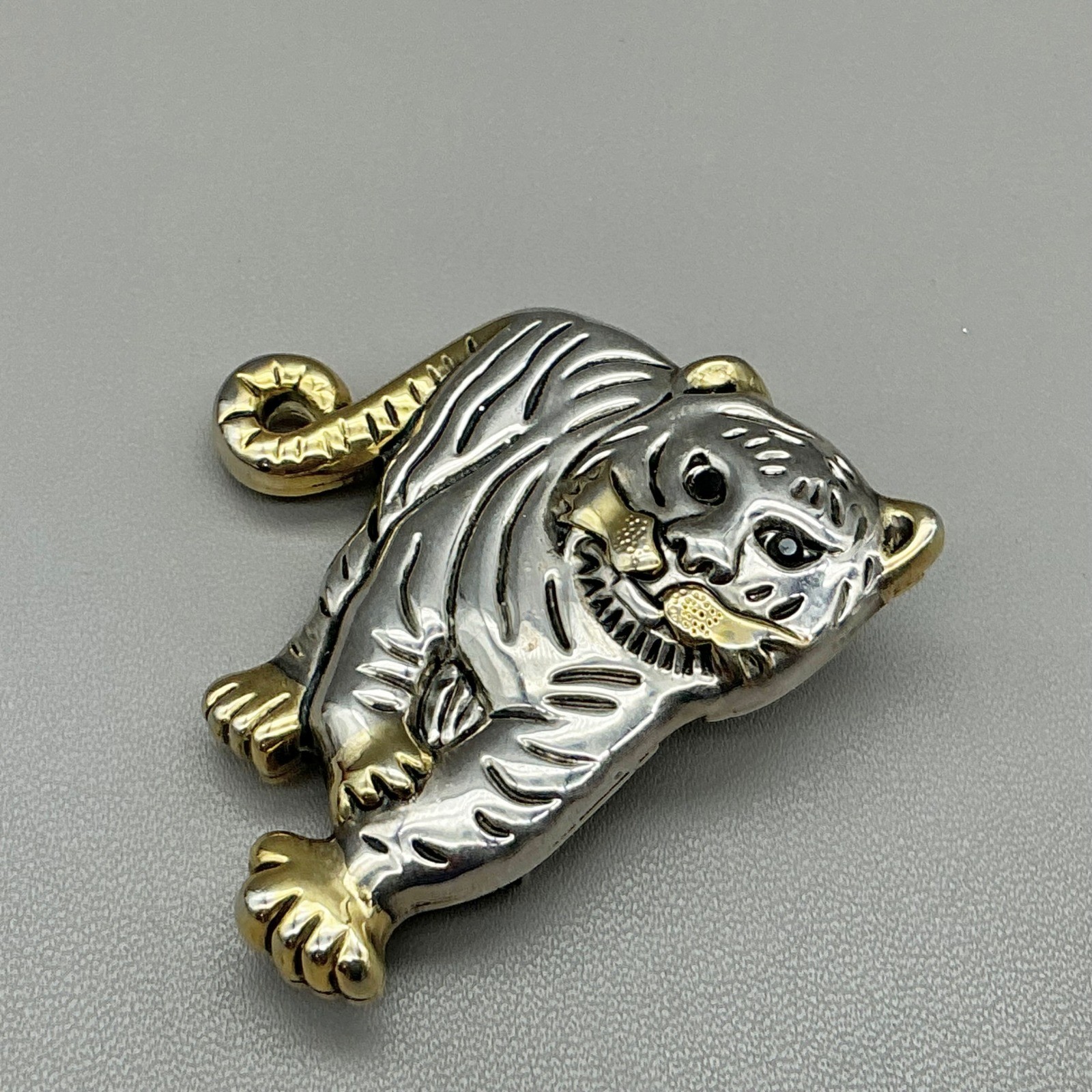Best Brooch Women Silver Gold Tiger Animal Pin Pendant Vintage Two Tone 1.5 Inch