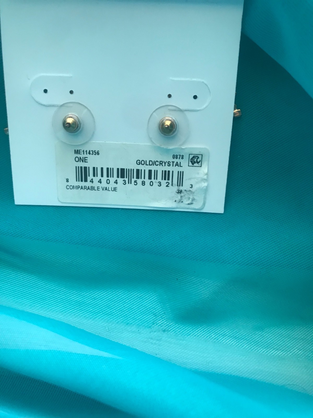 Fashionable earring for any occasion