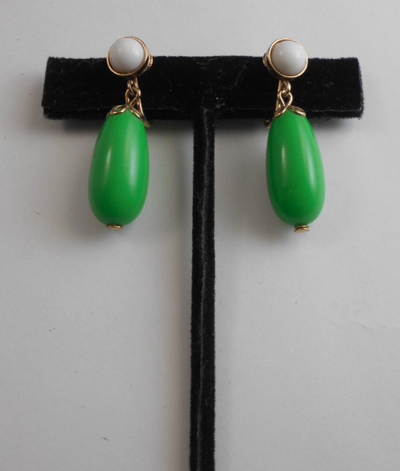 VINTAGE GORGEOUS AVON COME SUMMER NECKLACE & CLIP EARRINGS SET 1977 VERY GOOD