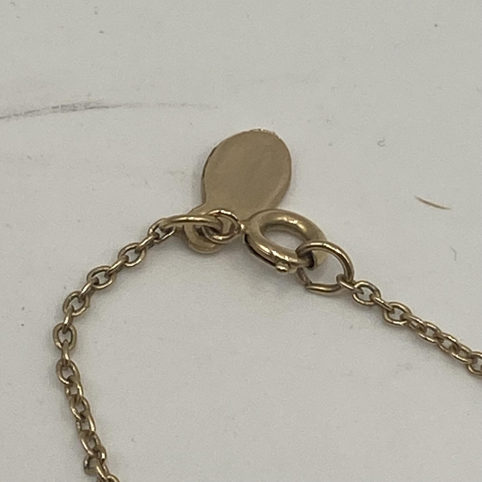 Avon Gold Tone Purple Glass Round Pendant Necklace 17 In Womens Jewelry