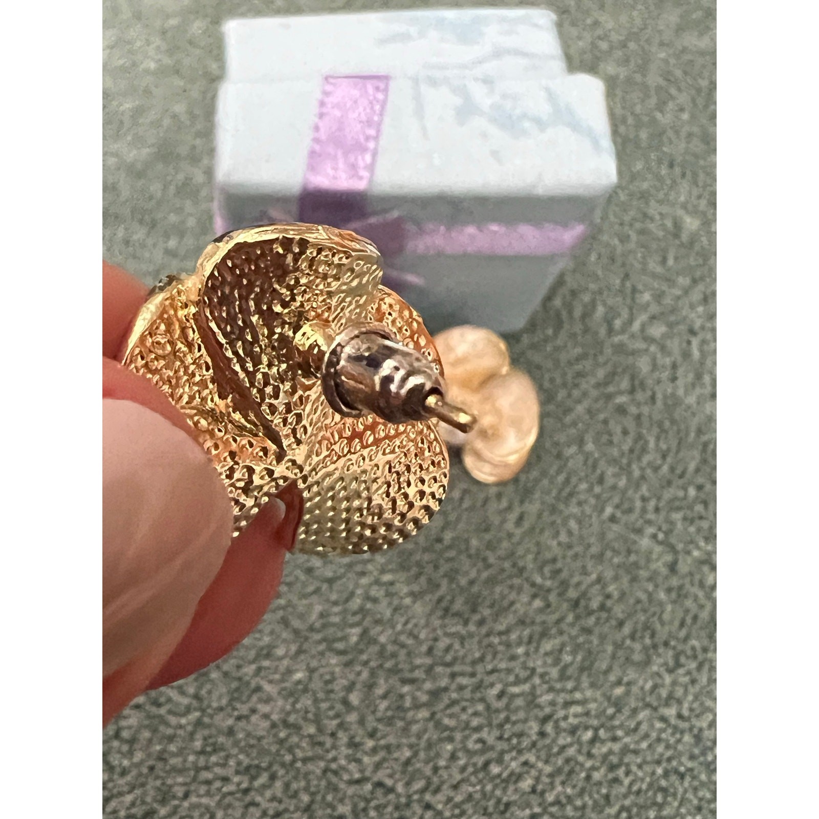 Brand New Champagne Orchid Stud Earrings – Cream Pearl Floral Statement Jewelry