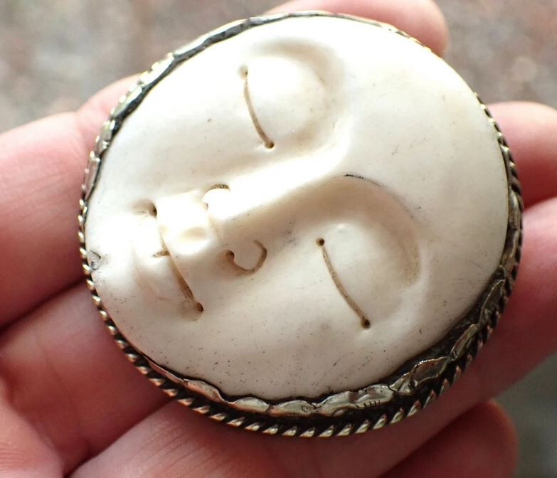 Moon Face Ring in Tibetan Silver adjustable