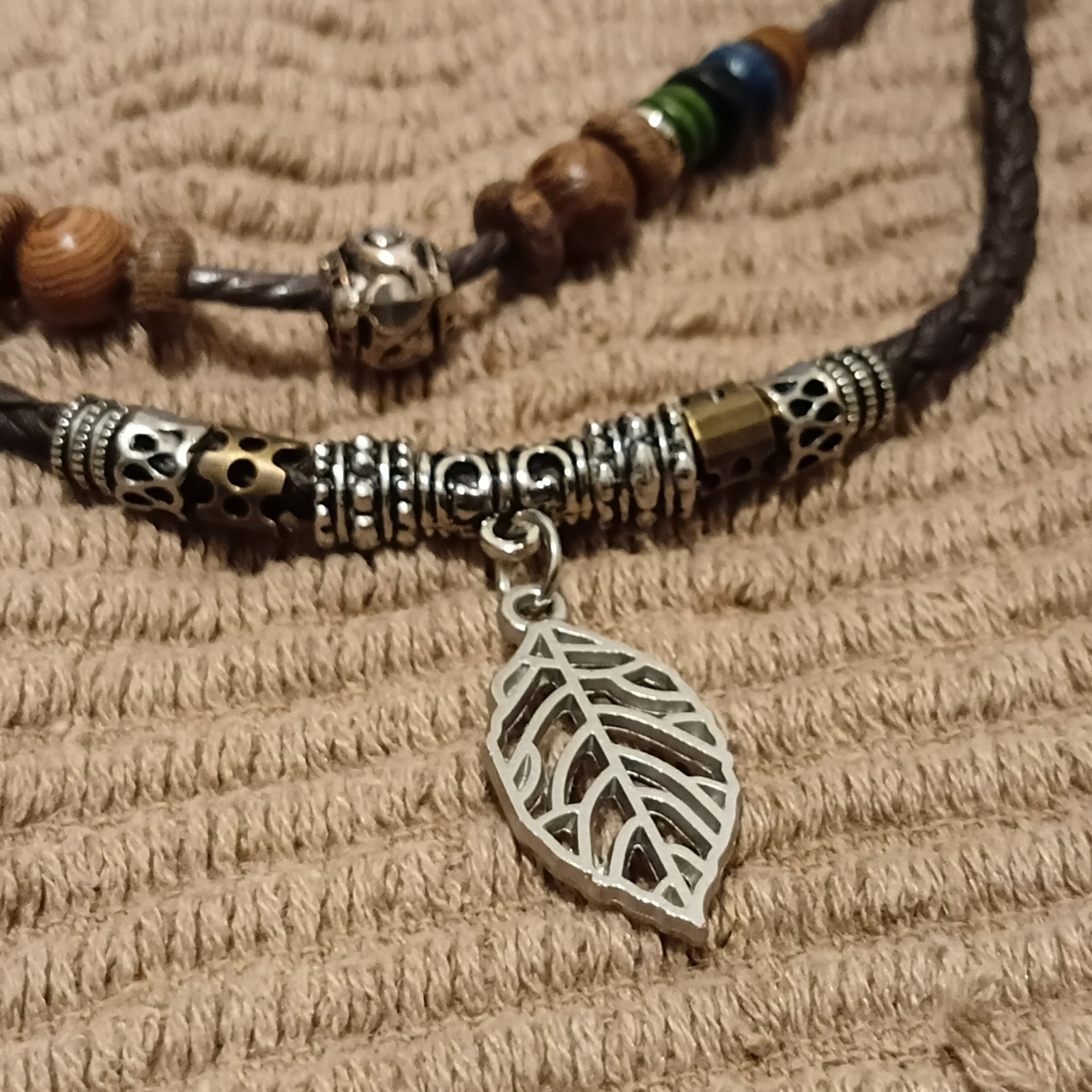 Boho Style Wooden Bead Necklace Leaf Pendant Adjustable Cord Ethnic Unisex Jewel