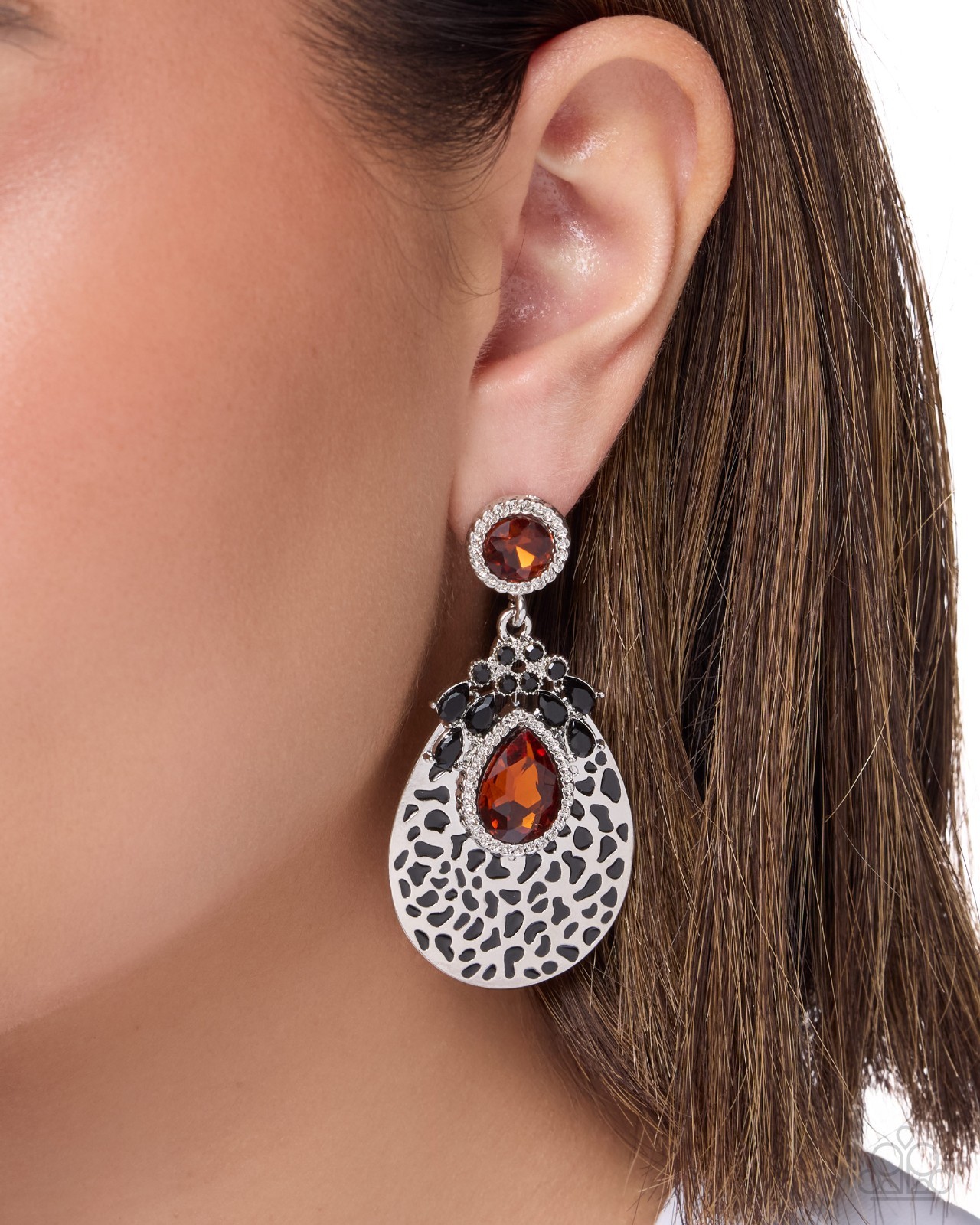 Paparazzi Trendy Touch – Brown – Gems – Cheetah Stamped Silver Teardrop – Earrin