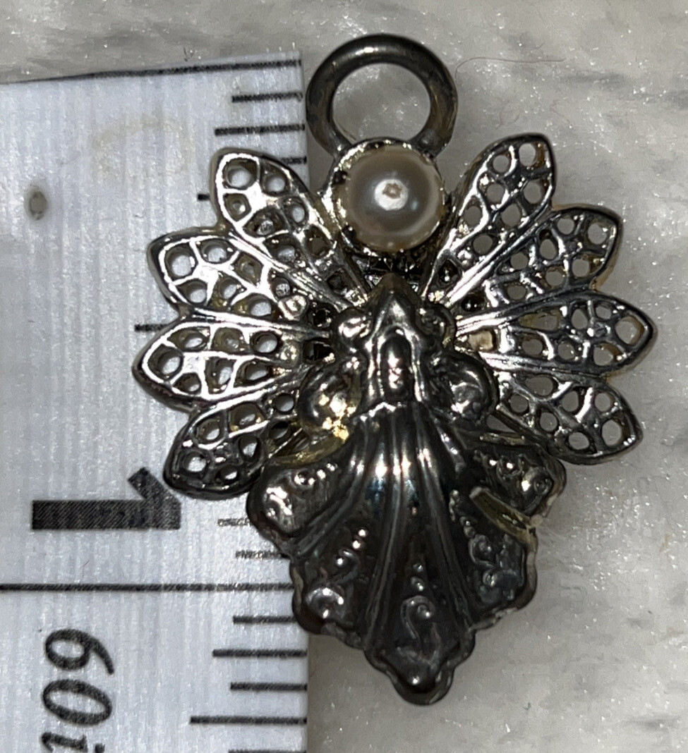 Christmas Pin Angels On High by Roman, Inc Silver Tone W/ Faux Pearl 2003 READ