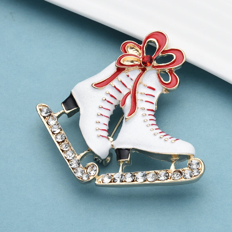 Christmas Skate Brooch Pin – Crystal Rhinestone Christmas Jewelry Gift for Women