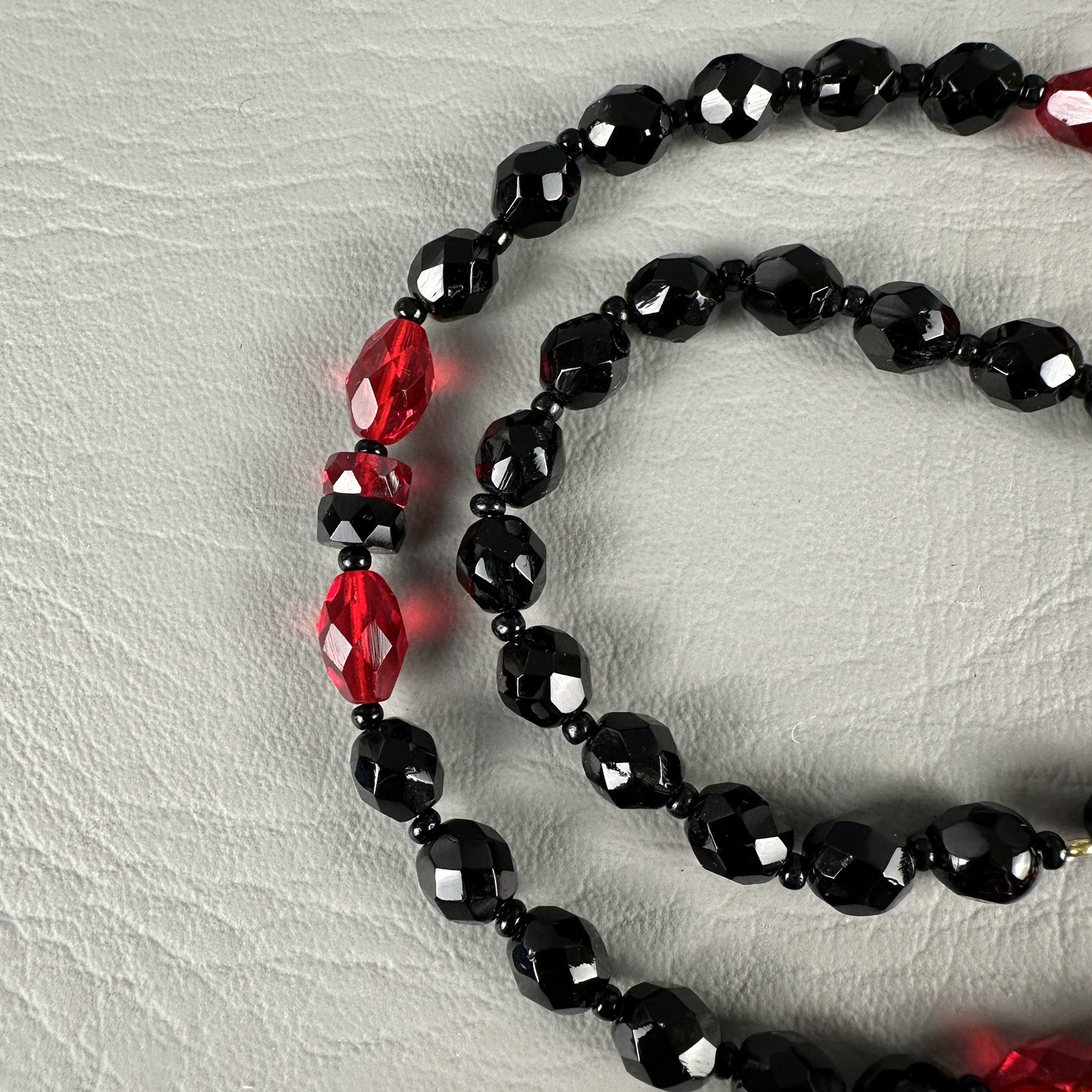 Vintage Bead Necklace Black Red Art Deco Style Long Acrylic 30″
